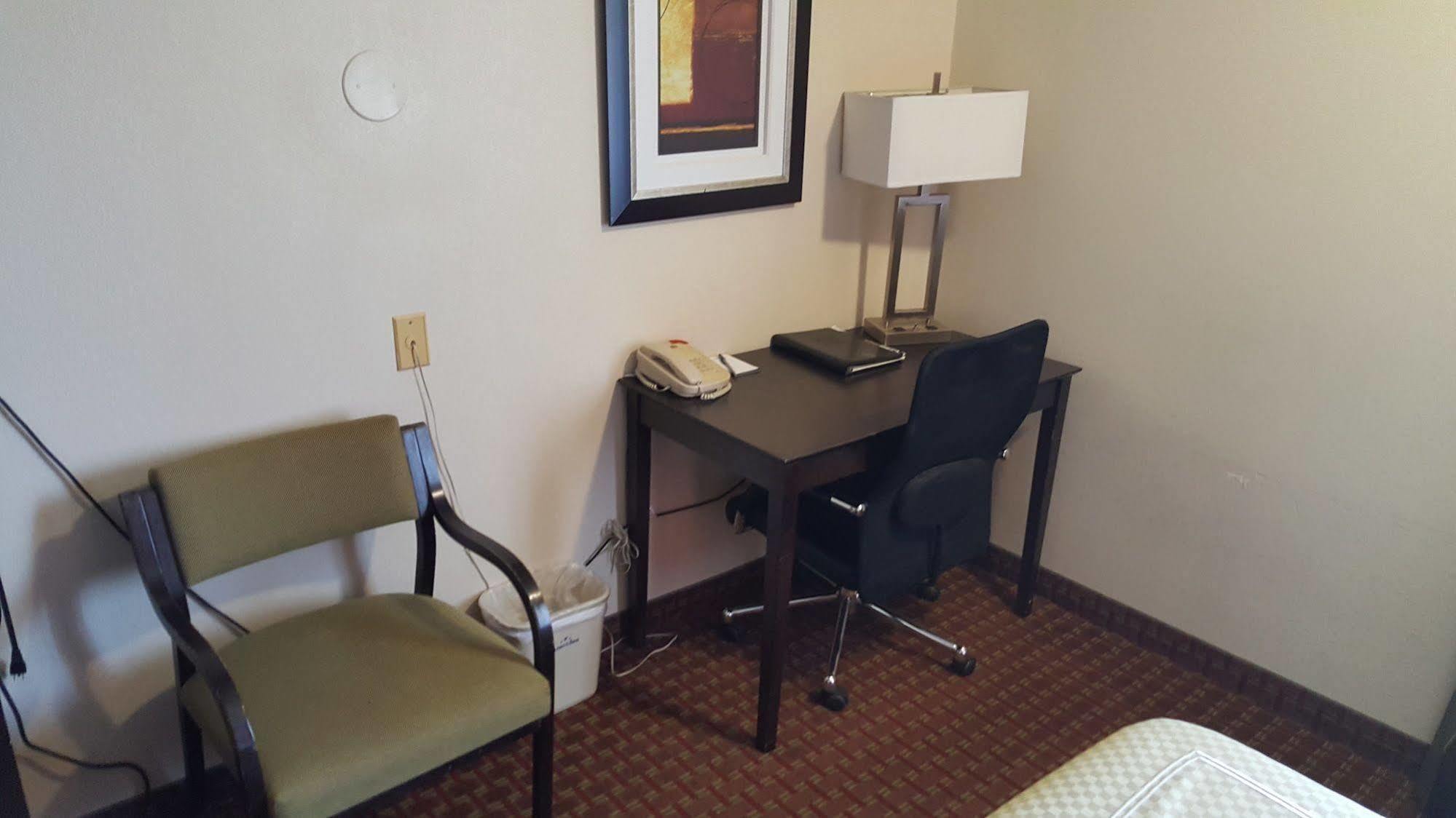 Americinn By Wyndham Johnston Des Moines Urbandale Kültér fotó